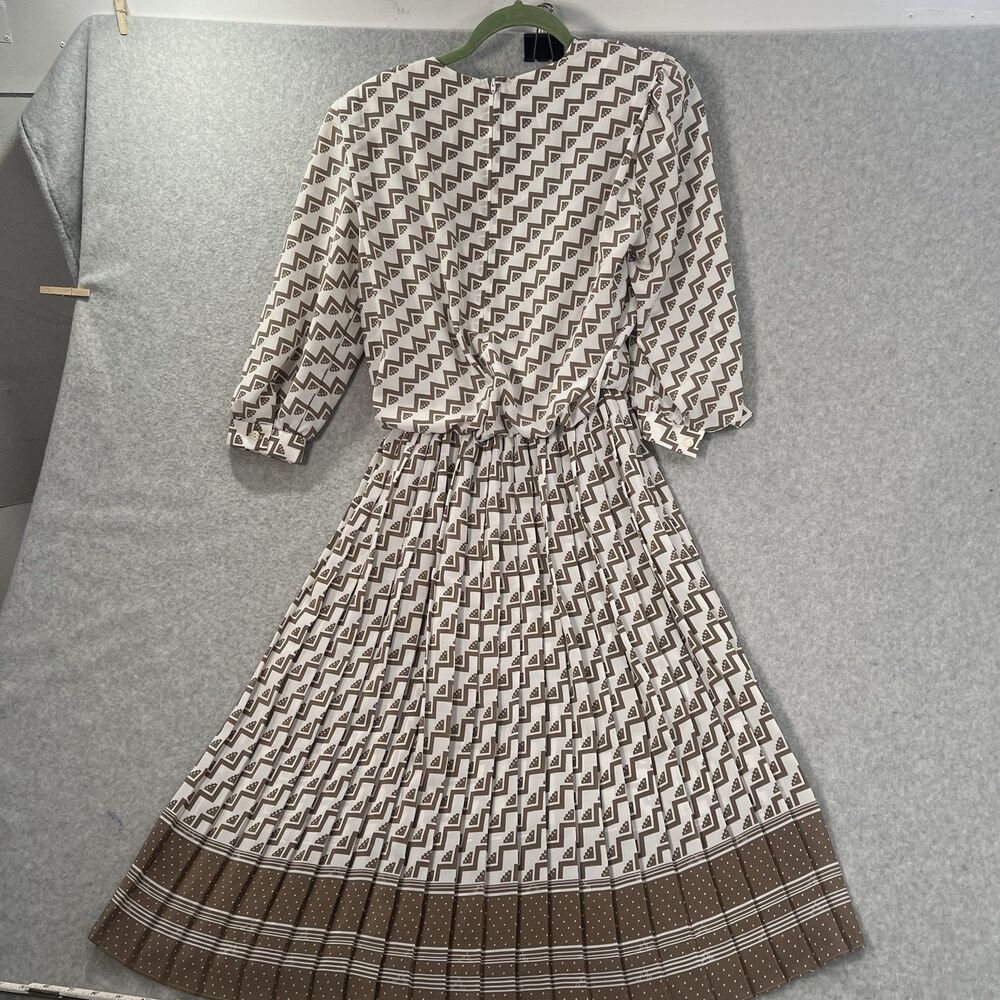 Vintage VLP Dress 80s Geometric Blouson tan cream w Pleated Skirt Size 10P - Picture 13 of 16